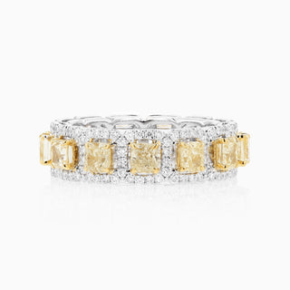 The Starlight Eternal ring with white gold and yellow and white diamonds