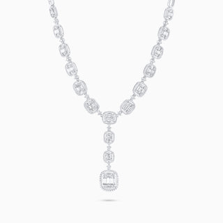 The Deco Legacy necklace with white gold and diamonds