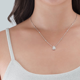 Seamless Dream Necklace, White Gold and Diamonds